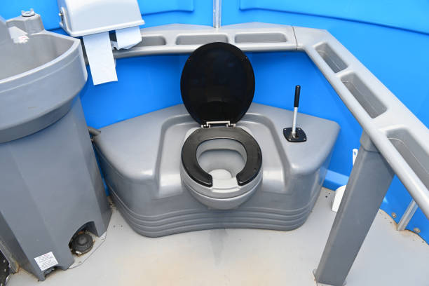 Best Portable restroom trailer rental  in Gman, IL